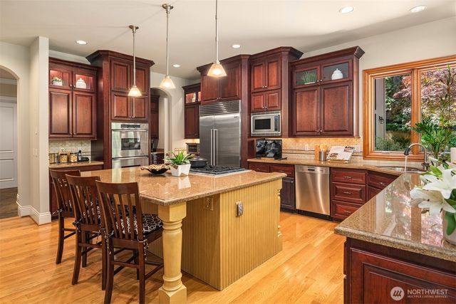 13266 NE 47th Street, Bellevue, WA 98005