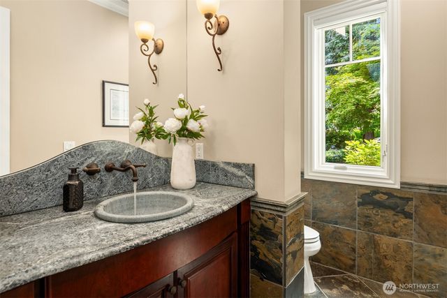 13266 NE 47th Street, Bellevue, WA 98005