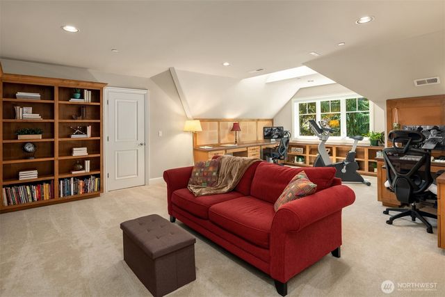 13266 NE 47th Street, Bellevue, WA 98005