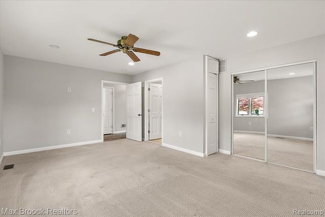 1317 Castlewood Drive, White Lake, MI 48386
