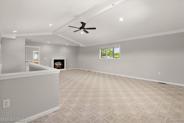 1317 Castlewood Drive, White Lake, MI 48386