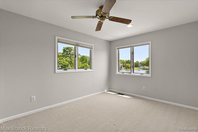 1317 Castlewood Drive, White Lake, MI 48386