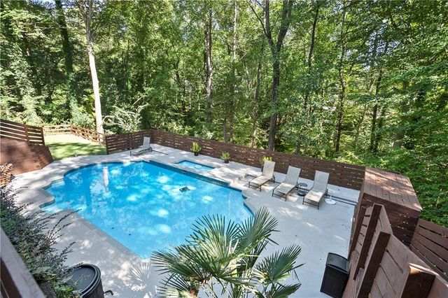 4415 Northside Chase NW, Atlanta, GA 30327