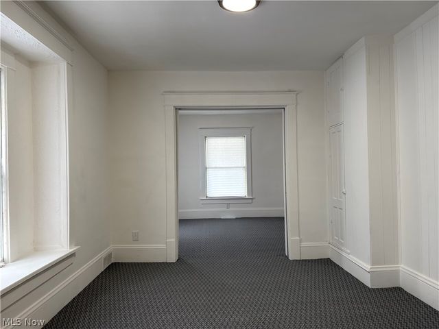 1082 Florida Avenue, Akron, OH 44314