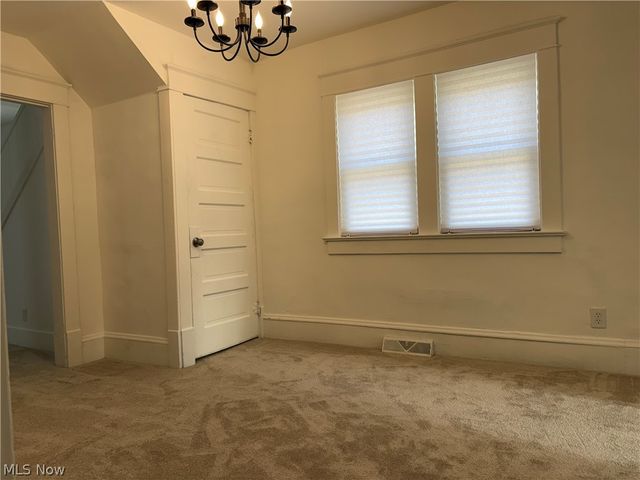 1082 Florida Avenue, Akron, OH 44314