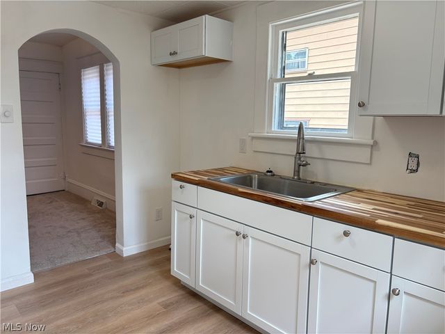 1082 Florida Avenue, Akron, OH 44314