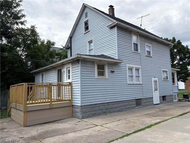 1082 Florida Avenue, Akron, OH 44314