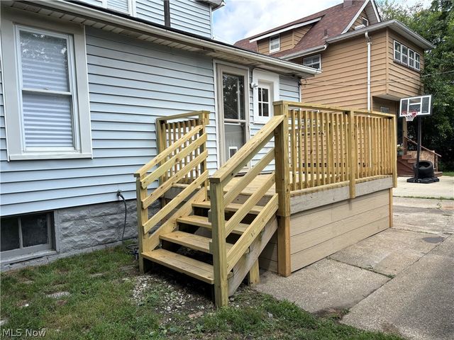 1082 Florida Avenue, Akron, OH 44314
