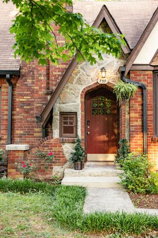 739 Walnut St, Madison, TN 37115