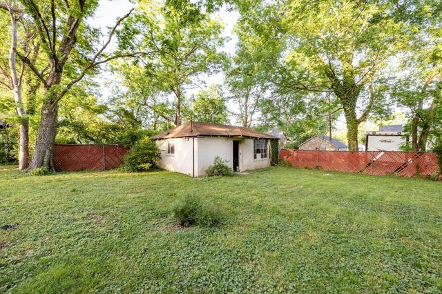 739 Walnut St, Madison, TN 37115