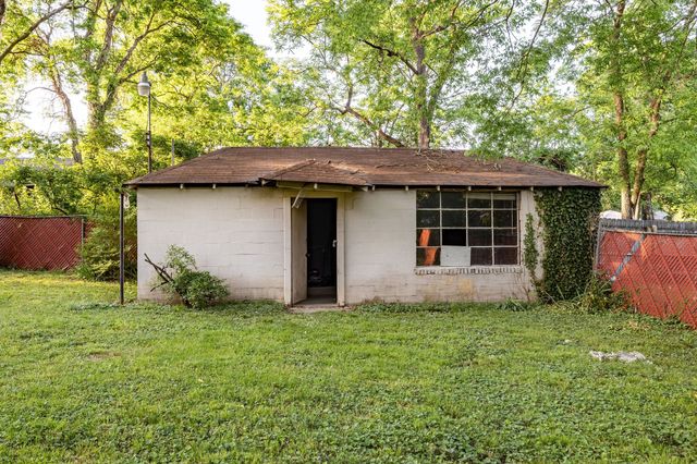 739 Walnut St, Madison, TN 37115