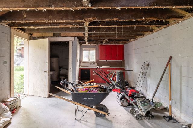739 Walnut St, Madison, TN 37115