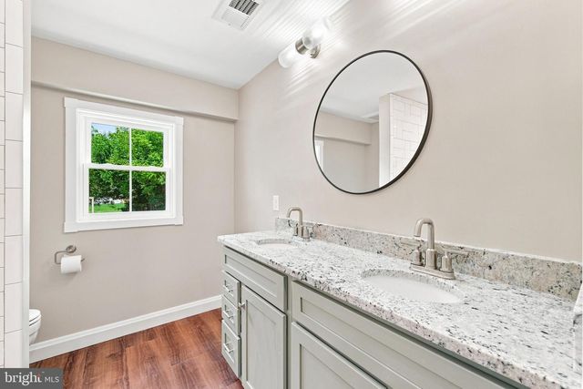 5285 GERMAIN ST, Stephens City, VA 22655