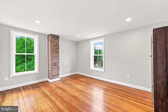 5285 GERMAIN ST, Stephens City, VA 22655