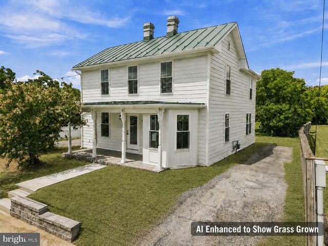 5285 GERMAIN ST, Stephens City, VA 22655