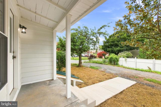 5285 GERMAIN ST, Stephens City, VA 22655