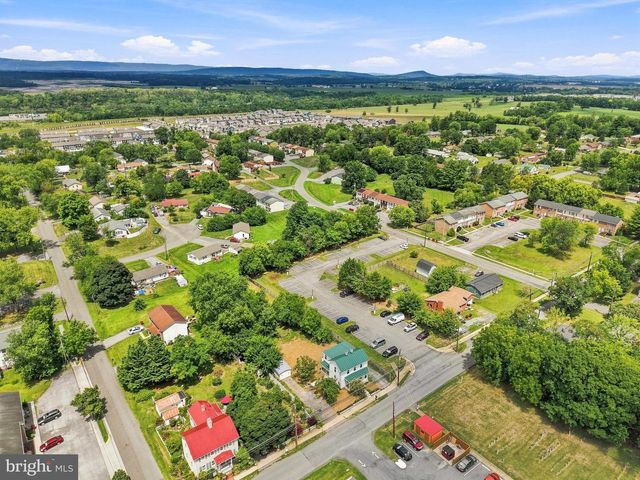 5285 GERMAIN ST, Stephens City, VA 22655