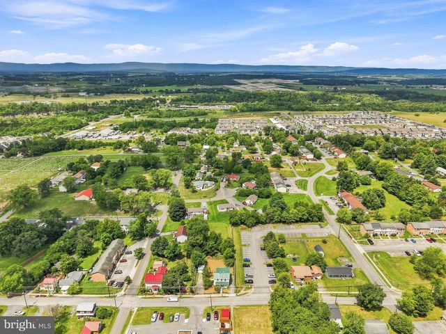 5285 GERMAIN ST, Stephens City, VA 22655