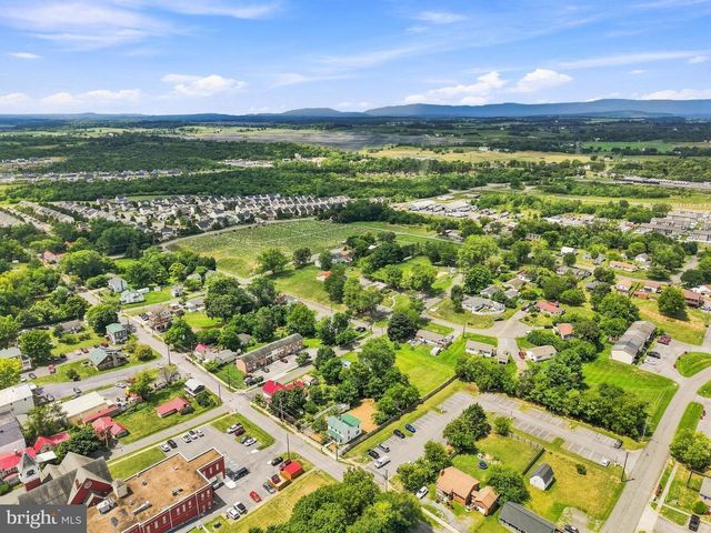 5285 GERMAIN ST, Stephens City, VA 22655