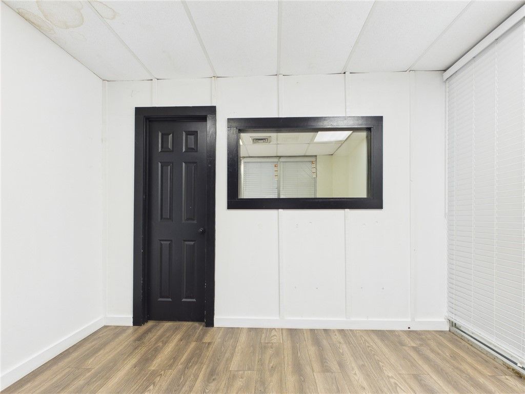 900 West Wm J Bryan Parkway, Bryan, TX 77803 — photo 3