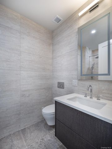 2131 Shore Boulevard 1C, Astoria, NY 11105