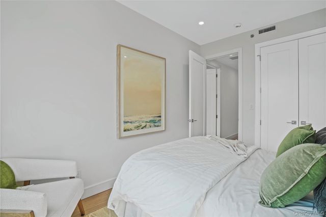 2131 Shore Boulevard 1C, Astoria, NY 11105