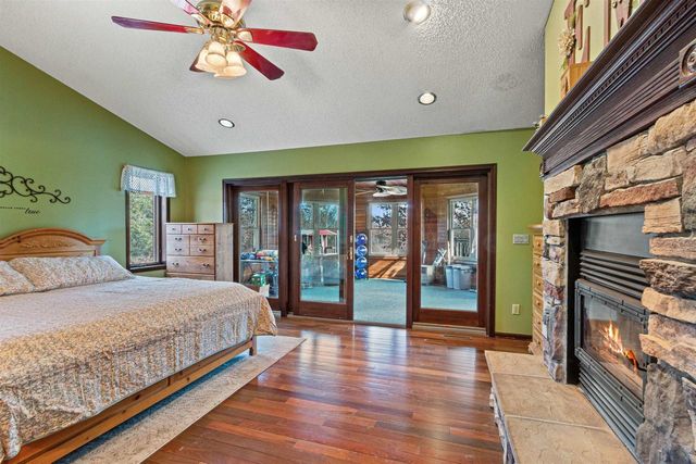 780 Aniwa Lane, Nekoosa, WI 54457