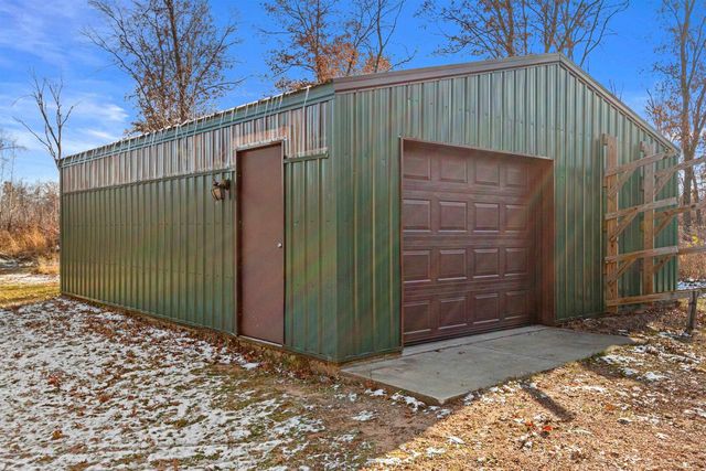 780 Aniwa Lane, Nekoosa, WI 54457