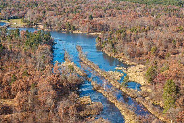 780 Aniwa Lane, Nekoosa, WI 54457