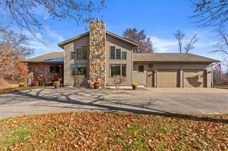 780 Aniwa Lane, Nekoosa, WI 54457