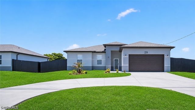 29 Diplomat PKWY E, Cape Coral, FL 33909