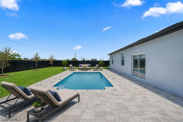 29 Diplomat PKWY E, Cape Coral, FL 33909