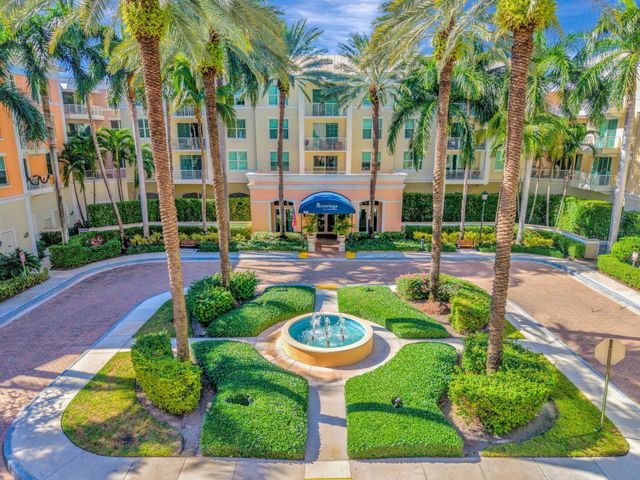 802 W WINDWARD Way 303, Lantana, FL 33462
