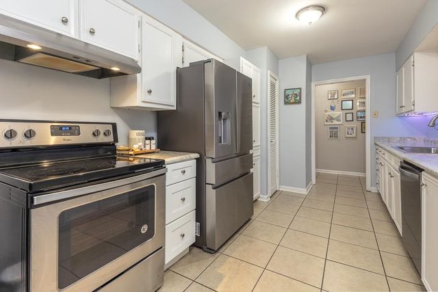 2662 ELMORE PARK RD, Bartlett, TN 38134