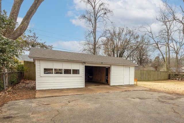 2662 ELMORE PARK RD, Bartlett, TN 38134