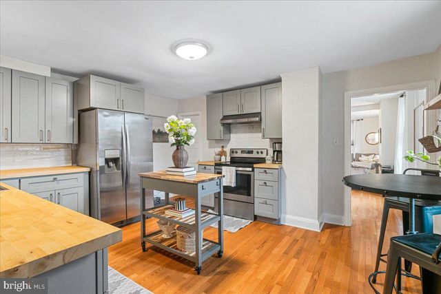 46 HAMILTON AVE, Frederick, MD 21701