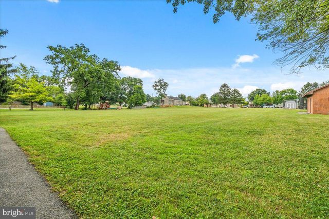 46 HAMILTON AVE, Frederick, MD 21701
