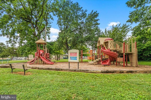 46 HAMILTON AVE, Frederick, MD 21701