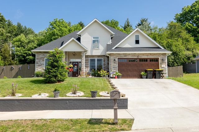 703 E Holland Drive, Bloomington, IN 47401