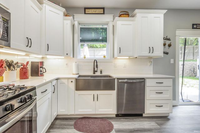 703 E Holland Drive, Bloomington, IN 47401