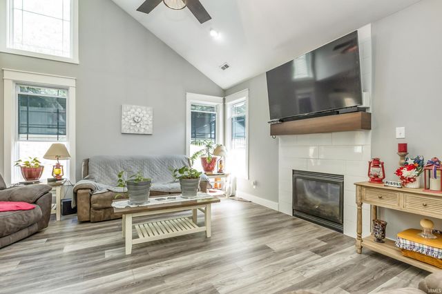 703 E Holland Drive, Bloomington, IN 47401