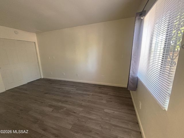 1419 E Linden Street, Tucson, AZ 85719