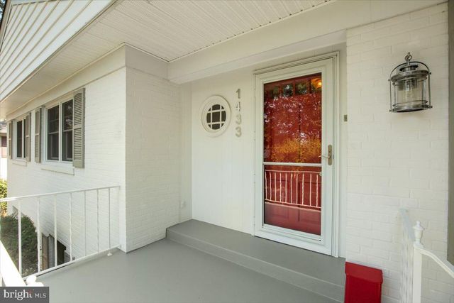 1433 LAYMAN ST, Mclean, VA 22101