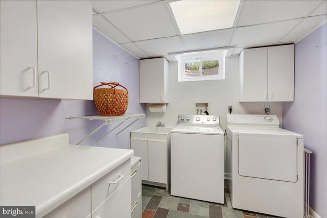 1433 LAYMAN ST, Mclean, VA 22101