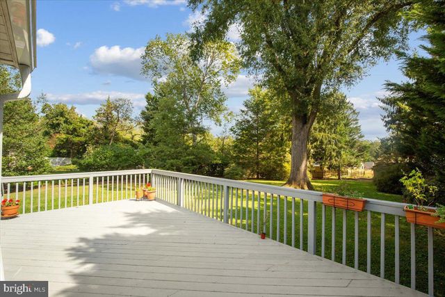 1433 LAYMAN ST, Mclean, VA 22101