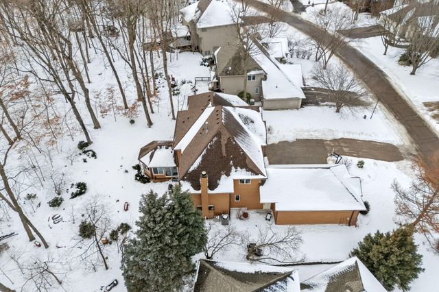 16105 37th Avenue N, Plymouth, MN 55446