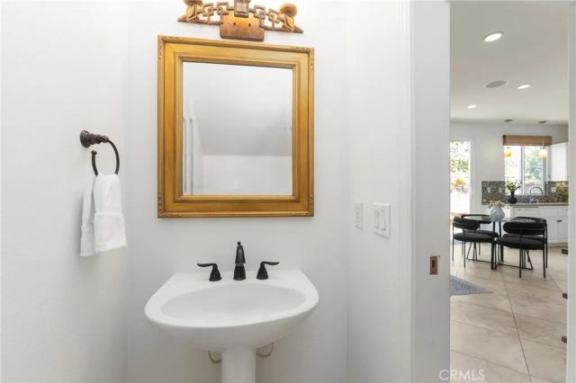 223 Sparkleberry Avenue, Orange, CA 92865