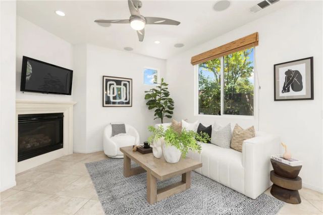 223 Sparkleberry Avenue, Orange, CA 92865