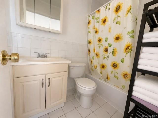262 Davis Avenue, Bronx, NY 10465