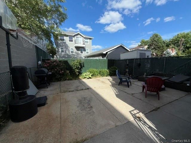 262 Davis Avenue, Bronx, NY 10465